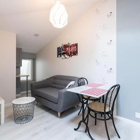 Le Paris Eiffel - Appartement Cosy En Plein Centre Bourgoin-Jallieu Extérieur photo
